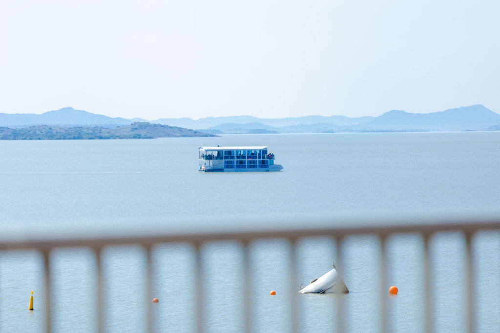 Tourism boat travelling across Gariep Dam
